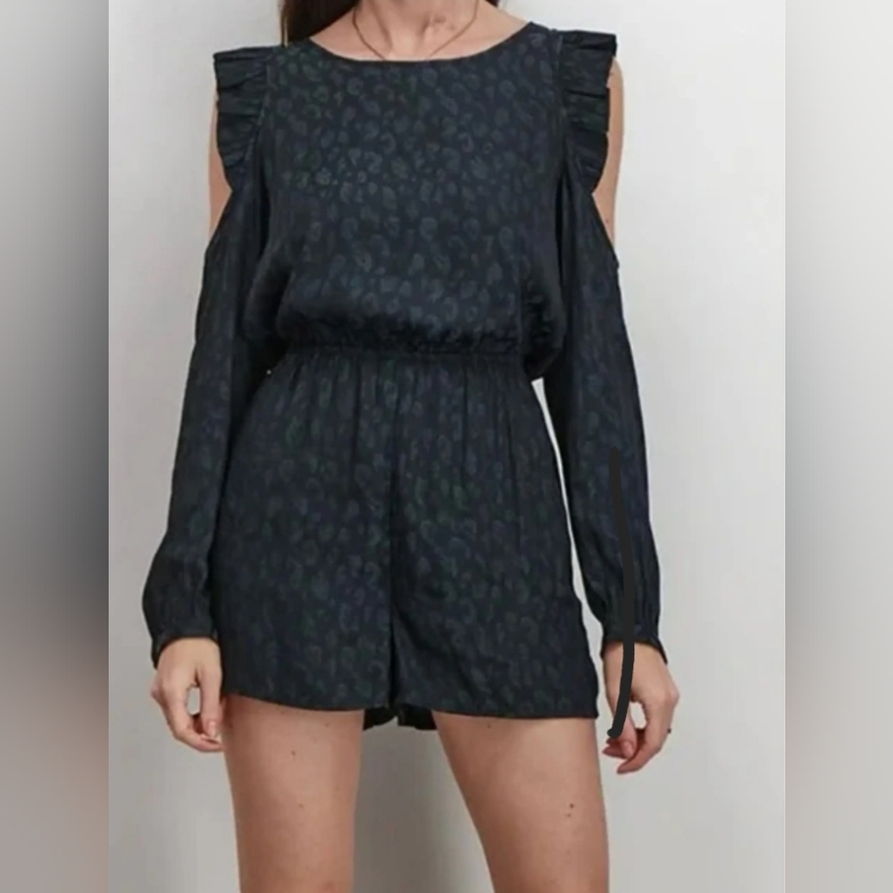 Avec Les Filles Blue Ruffle Shoulders Cutout Longsleeved Romper Size Medium